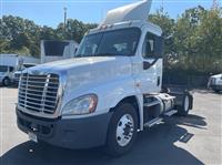 2016 Freightliner CASCADIA 125