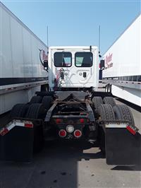 2017 Freightliner CASCADIA 113