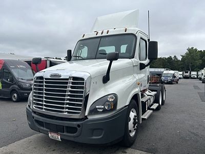 2019 Freightliner CASCADIA 125