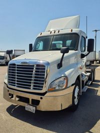 2018 Freightliner CASCADIA 125