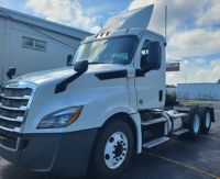 2018 Freightliner NEW CASCADIA PX12664