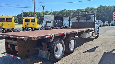 2015 Freightliner M2 106