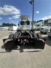 2019 Freightliner CASCADIA 125