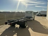 2018 Freightliner M2 106