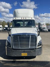 2016 Freightliner CASCADIA 125