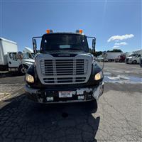 2015 Freightliner M2 112