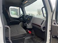 2018 Freightliner M2 106