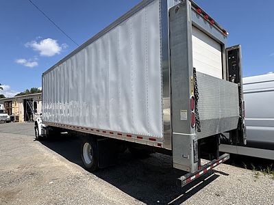 2020 Freightliner M2 106