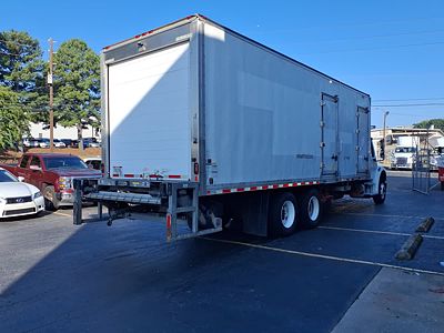 2019 Freightliner M2 106