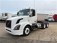 2017 Volvo VNL64T