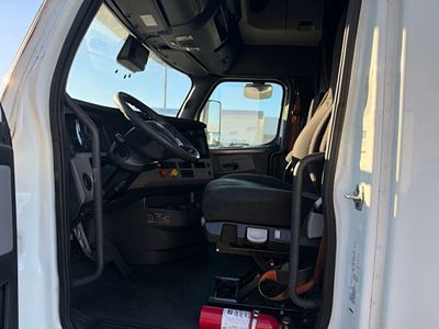 2021 Freightliner NEW CASCADIA PX12664