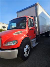 2018 Freightliner M2 106