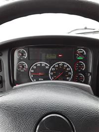 2015 Freightliner M2 106