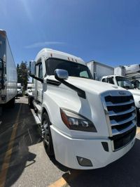 2020 Freightliner NEW CASCADIA 126