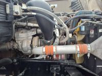 2020 Freightliner CASCADIA 125