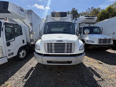 2018 Freightliner M2 106