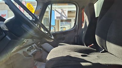 2020 Freightliner M2 106