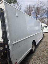 2018 Freightliner MT45