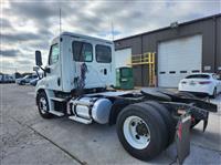 2016 Freightliner CASCADIA 113