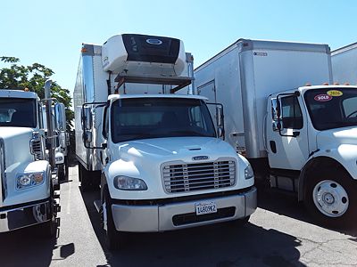 2016 Freightliner M2 106