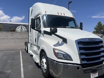 2020 Freightliner NEW CASCADIA PX12664