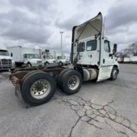 2019 Freightliner CASCADIA 125