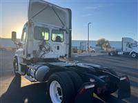 2017 Freightliner CASCADIA 113