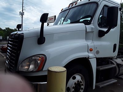 2018 Freightliner CASCADIA 125