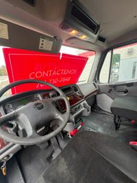 2017 Freightliner M2 106