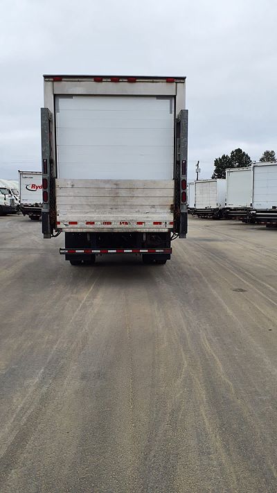 2019 Freightliner M2 106