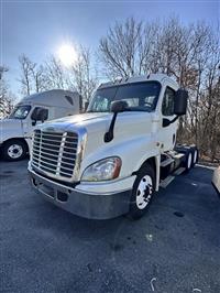 2017 Freightliner CASCADIA 125