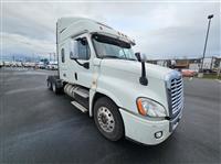 2017 Freightliner CASCADIA 125