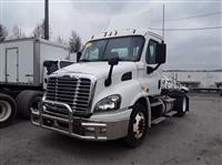 2017 Freightliner CASCADIA 113
