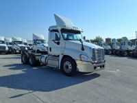 2019 Freightliner CASCADIA 125