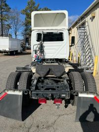 2019 International RH613