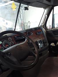 2018 Freightliner CASCADIA 125