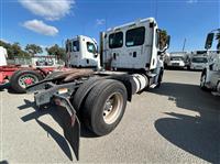 2016 Freightliner CASCADIA 125