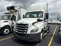2020 Freightliner NEW CASCADIA 126