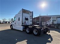 2017 Freightliner CASCADIA 125