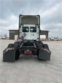 2020 Freightliner CASCADIA 125