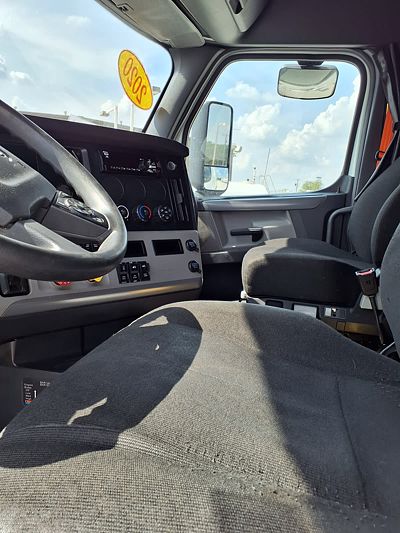 2020 Freightliner NEW CASCADIA PX12664