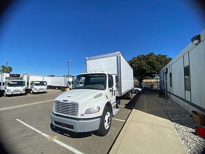2018 Freightliner M2 106