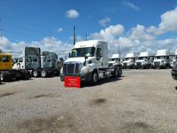 2020 Freightliner CASCADIA 113" DAYCAB