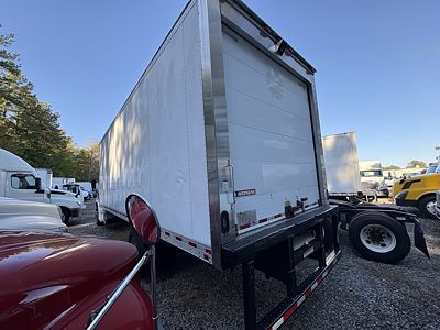 2021 Freightliner M2 106