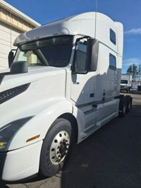 2020 Volvo VNL64T860