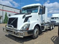 2017 Volvo VNL64T