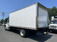 2018 Freightliner M2 106