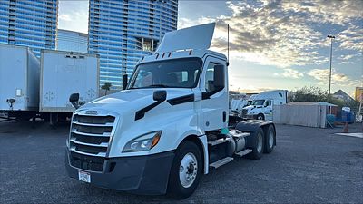 2020 Freightliner NEW CASCADIA PX12664