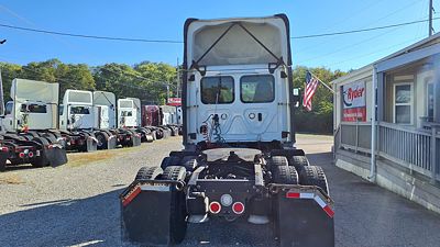 2020 Freightliner CASCADIA 125