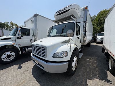 2018 Freightliner M2 106